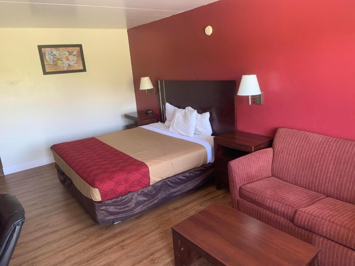 King'S Inn Motel เรดดิง ภายนอก รูปภาพ
