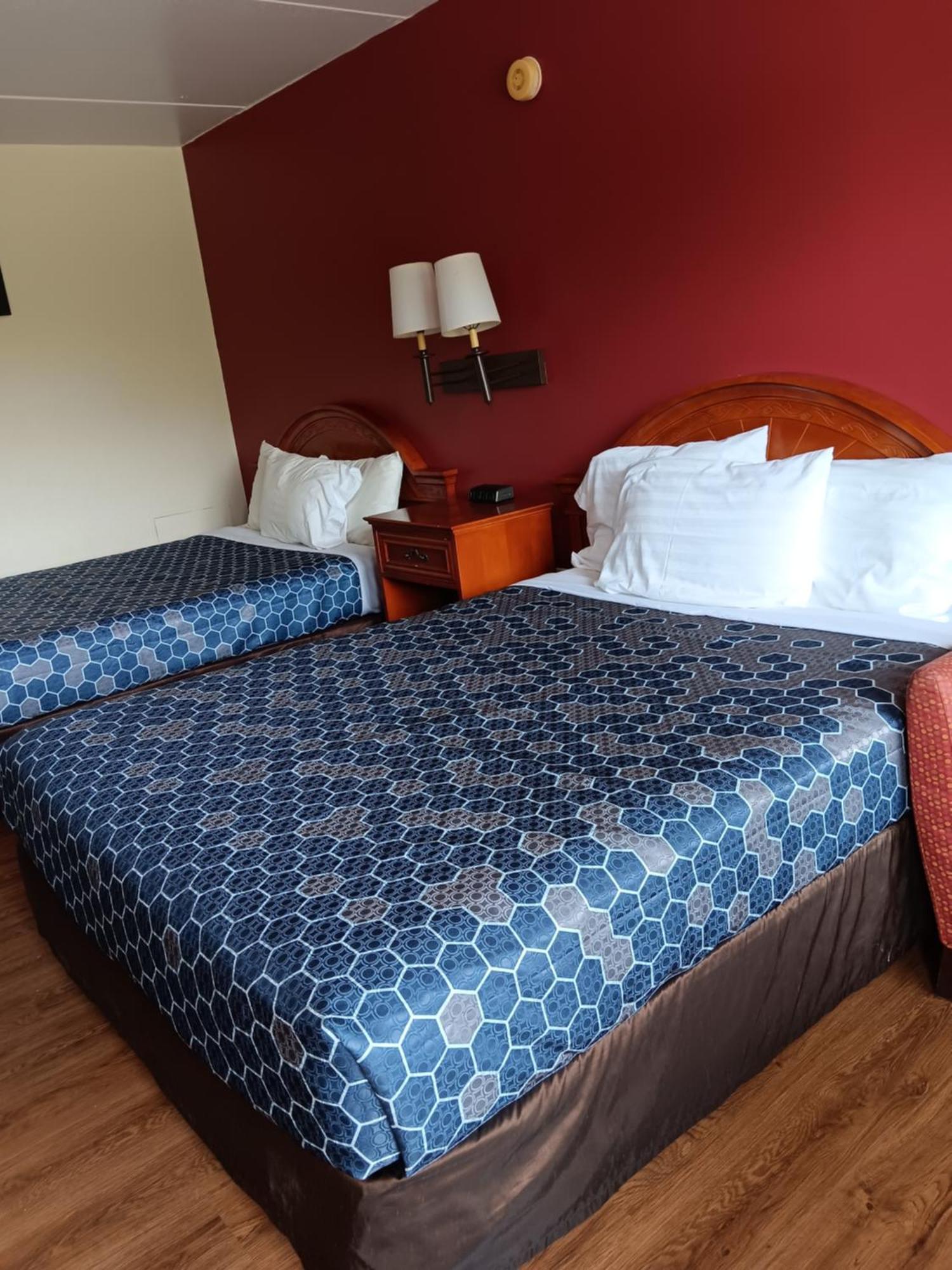 King'S Inn Motel เรดดิง ภายนอก รูปภาพ